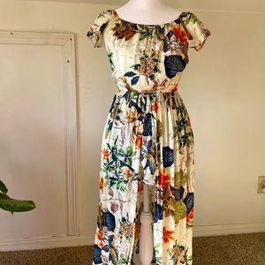 Floral flowy dress